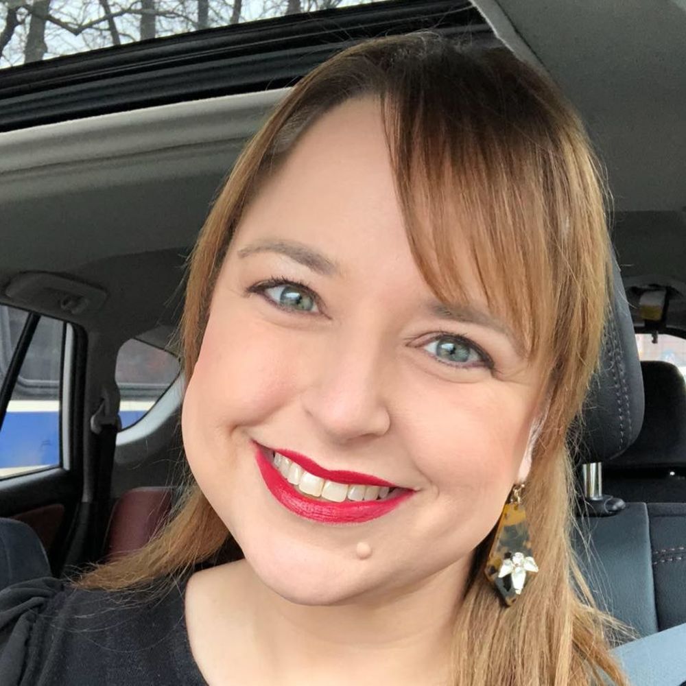 Meet your Posher, Jennifer